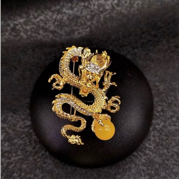 Dragon Fantasy Brooch with Faux Pearl Modern New Gold Tone - Picture 7 of 10
